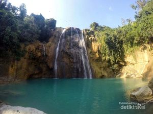 Pesona Tuban yang Tersembunyi, Air Terjun Nglirip