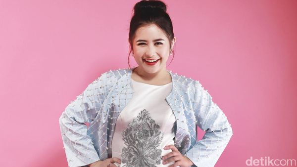 Prilly: Muda, Berbakat dan Penuh Ekspresi