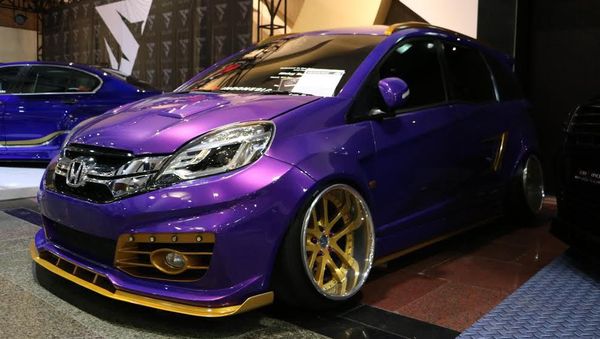 Main PS4 Dalam Mobil Yuk..