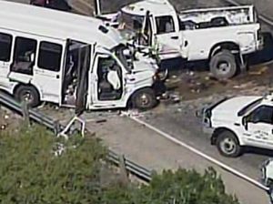 Kecelakaan Bus dan Truk di Texas Tewaskan 12 Orang