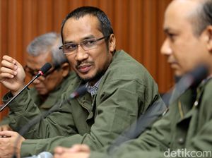 Dukung KPK, Abraham Samad: Penegakan Hukum Tak Bisa Ditunda Dukung KPK, Abraham Samad: Penegakan Hukum Tak Bisa Ditunda