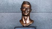 Ini Patung Wajah Ronaldo yang Jadi Olok-olokan
