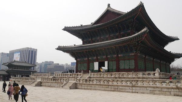 Belum Sah Liburan ke Seoul, Kalau Belum ke Gyeongbok Palace