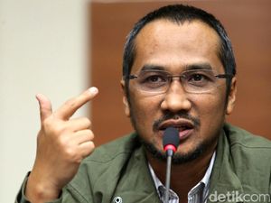 Eks Ketua KPK: Novanto Tak Boleh Adu Domba KPK dan Polri Eks Ketua KPK: Novanto Tak Boleh Adu Domba KPK dan Polri