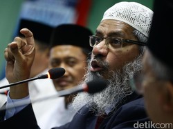 Zakir Naik Sesalkan Pemisahan Agama dengan Politik