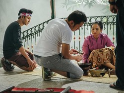 Main di Film Kartini, Acha Septriasa Kesulitan Bahasa Belanda
