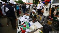 PKL Raup Rezeki di Aksi 313