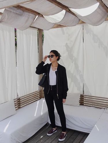Gaya Raisa vs. Isyana, Siapa yang Paling Memukau? 