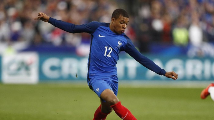Mbappe Kini Jadi Rebutan Tim Senior dan Junior Prancis