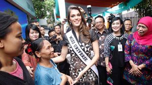 Miss Universe Salurkan Bantuan Sosial Non Tunai