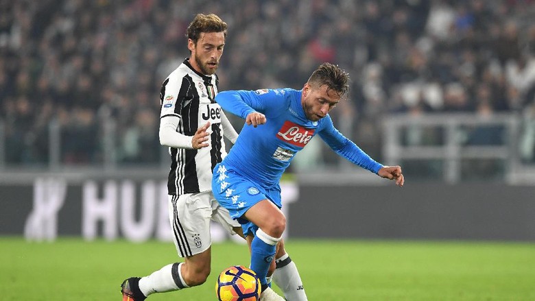 Jika Masih Ditangani Sarri, Napoli Tak Akan Pernah Dapat Apa-Apa Jika Masih Ditangani Sarri, Napoli Tak Akan Pernah Dapat Apa-Apa