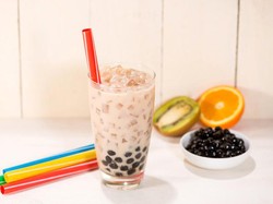 Pesan Taksi Online, Penumpang Ini Malah Disuruh Belikan Milk Tea