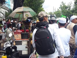 Massa 313 Long March, Lalin dari Gambir ke Lapangan Banteng Macet