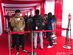 Ini Dia Orang Indonesia Pertama Pemilik iPhone 7 Resmi