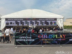Bule Jadi Calo Tiket di Konser Coldplay Singapura