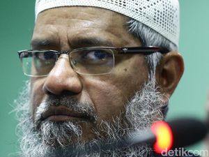 Polisi Imbau Masyarakat Tak Ikut Aksi Anti-Zakir Naik di Kuala Lumpur Polisi Imbau Masyarakat Tak Ikut Aksi Anti-Zakir Naik di Kuala Lumpur