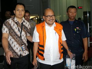 GM PT PAL Berompi Tahanan KPK GM PT PAL Berompi Tahanan KPK