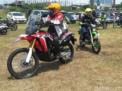 Honda Ajak Komunitas Trail Uji Ketangkasan dengan CRF250Rally