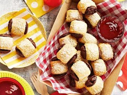 Yuk, Bikin Choc Brownie Sausage Rolls Unik Ini Untuk Si Kecil