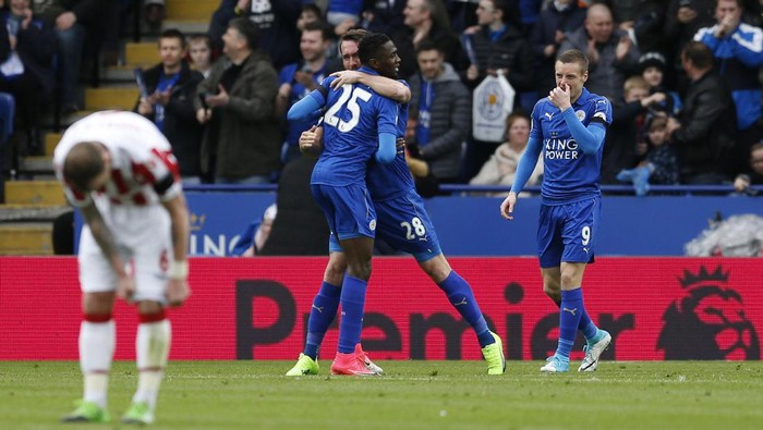 Leicester Menang Lagi