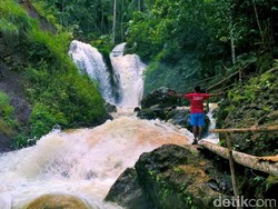 Kulon Progo Punya AIr Terjun Secantik Ini