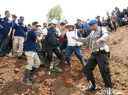 Longsor di Ponorogo, Wagub Jatim: Evakuasi Korban Prioritas Utama