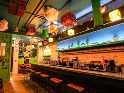 Bar Ini Wujudkan Impian Fans Super Mario Bros