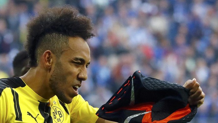 Soal Topeng, Aubameyang Disebut Bodoh oleh Kapten Dortmund