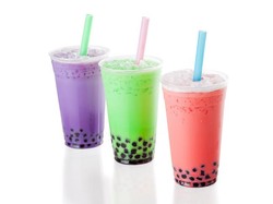 Slurrpp! Dingin Segar Bubble Tea dengan Aneka Topping Ada di Sini