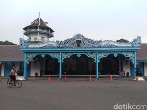 Menata Kembali Kerajaan Adat Nusantara Menata Kembali Kerajaan Adat Nusantara
