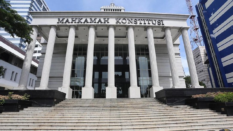 Jokowi Pasang Kuda-kuda Siap Ikut Tarung di MK Jokowi Pasang Kuda-kuda Siap Ikut Tarung di MK