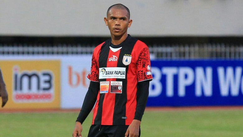 Persipura Terancam Tanpa Ricardo Salampessy di Sisa Tiga Laga Persipura Terancam Tanpa Ricardo Salampessy di Sisa Tiga Laga