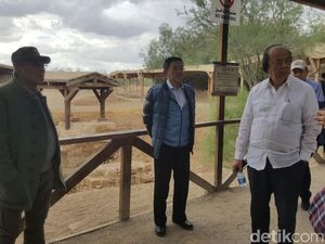 Cerita Dato Sri Tahir Cuci Dosa di Baptism Site di Yordania