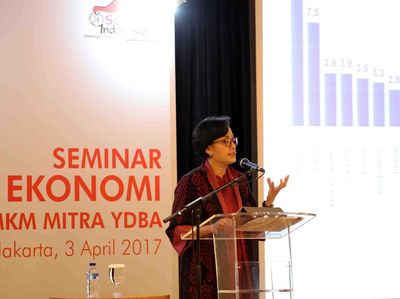 Sri Mulyani Hadiri Seminar Ekonomi Makro