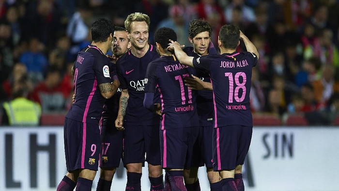 Barcelona Menantang Keangkeran Juventus Stadium