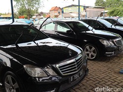 Mobil Bekas Rombongan Raja Salman Bukan Bekas Taksi