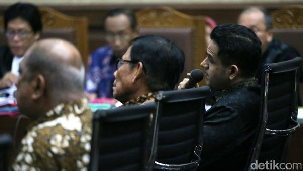 Nazaruddin Dikonfrontir dengan Mekeng