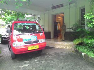 Resmikan Angkutan Integrasi KWK, Sumarsono Jadi yang Pertama Naik