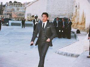 Gaya Hidup Mewah Pangeran Brunei, Olahraga Mahal Hingga Helikopter Pribadi