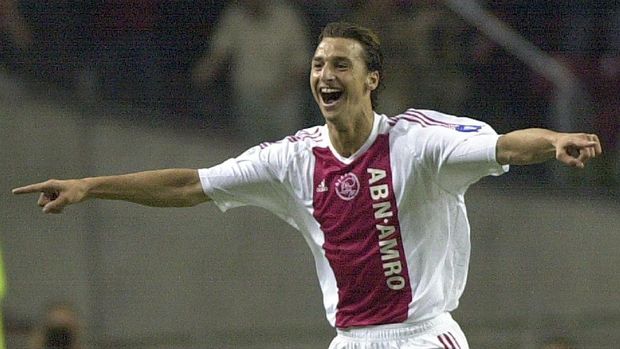 Zlatan Ibrahimovic menolak tes di Arsenal.