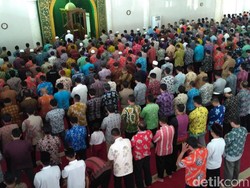 PNS Situbondo Diinstruksikan Salat Dzuhur Berjamaah
