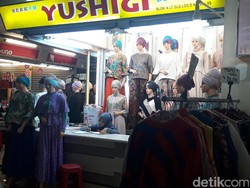 Tiga Bulan Sebelum Lebaran Pasar Tanah Abang Masih Sepi