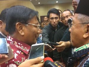 Farouk Letakkan Jabatan sebagai Pimpinan DPD