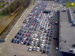 Parade Mobil Listrik di Belanda Cetak Rekor Dunia