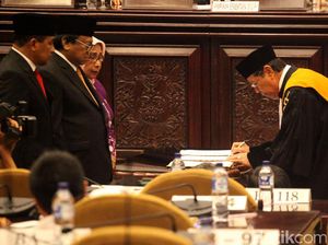 MA Ambil Sumpah Ketua DPD, Senator Lampung: Itu Ludah Ditelan Lagi