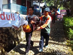 Kesehatan Pengungsi Longsor Ponorogo Mulai Terganggu