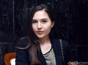 Selamat! Olivia Jensen Lahirkan Bayi Perempuan
