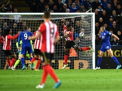 Leicester Tundukkan Sunderland 2-0