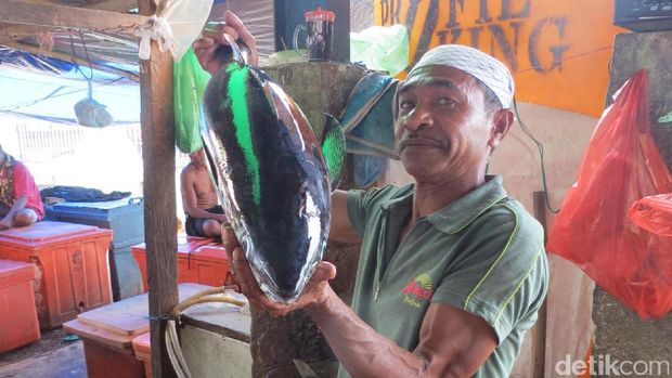 Blusukan ke Pasar Atambua, Menikmati Tawa dan Senyuman