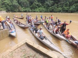 Yuk Berpetualang ke Camp WWF Lewat Sungai Subayang!